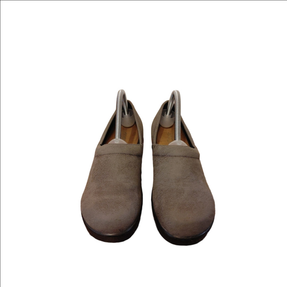 Axxiom Clogs Size 8.5